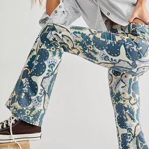 Free people penny printed flare pull on pants 70s retro style Teal combo